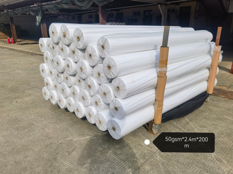 white nonwoven fabric rolls